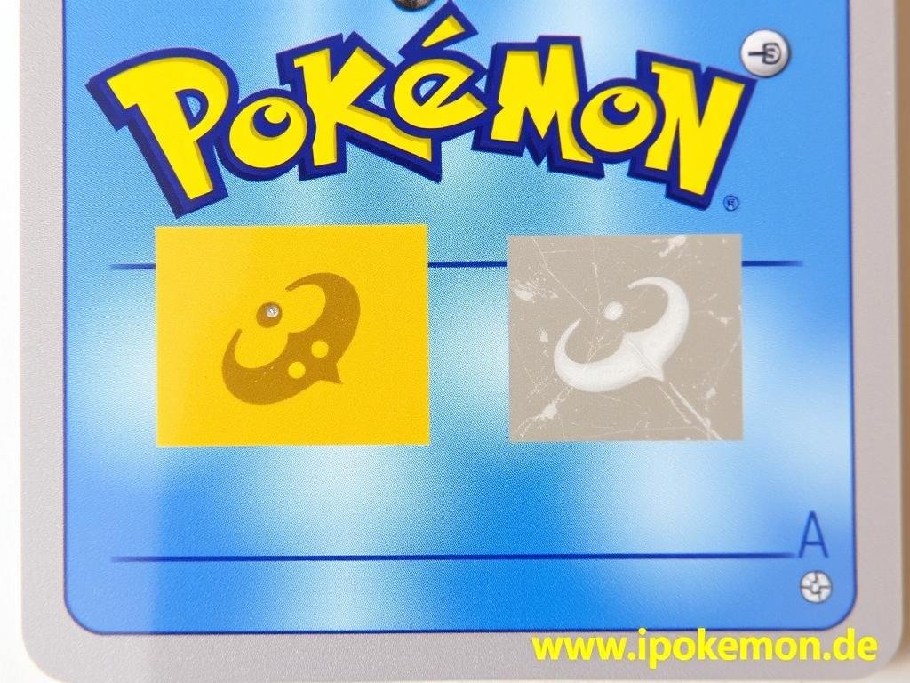 Rückseite einer Pokémon Karte mit Druckfehlern im Logo und Farbabweichungen